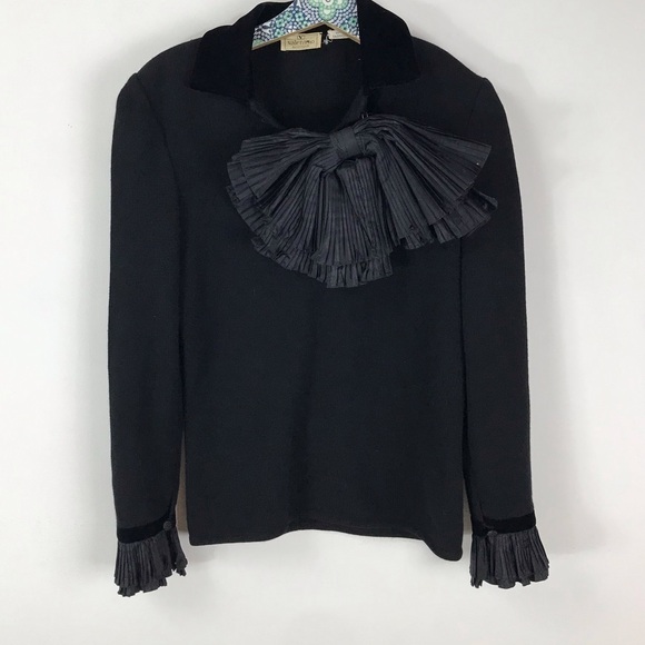 VALENTINO Vintage 80’s Cashmere Ruffle Bow Sweater - Picture 6 of 16